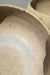 Sæt af to Anne og Peter Stougaard Bornholm Keramik skåle. Udformet i organisk form med glasering i harmoniske nuancer. Håndlavet på eget værksted Bornholm, Danmark. Begge skåle signeret AP. 