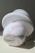 Vintage Murano Vetri candy stribet mushroom lampe i mellem størrelse. Lampen er udformet i en særlig form i mundblæst hvid opal glas med lyserød og grå swirl. Håndlavet i Italien, 1960/70erne, kommer med ny hvid ledning samt original label. 