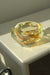 Stor vintage italiensk Murano geode massiv glasskål / askebæger. Tilskrives Flavio Poli. Udarbejdet i Sommerso teknik - mundblæst i transparent amber og gylden glas i facetteret form. Håndlavet i Italian, 1970erne. 