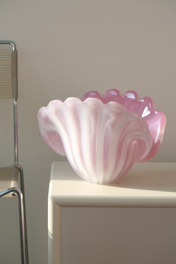 2022: The adventurous vintage Murano clam bowls