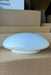 Vintage Murano plafond loftlampe / væglampe. Mundblæst hvid opal glas med swirl og hvid bund. E27 fatning. Håndlavet i Italien, 1970erne. Har original label. D:40 cm⁠⁠ H:16 cm