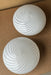 Sæt á 2 stk vintage Murano plafond loftlamper / væglamper. Mundblæst hvid opal glas med swirl. E14 fatning. Håndlavet i Italien, 1970erne.  D:24 cm⁠⁠ H:12 cm 
