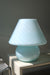 Vintage stor Murano mushroom bordlampe i lyseblå glas med swirl mønster. Mundblæst i ét stykke. Håndlavet i Italien, 1970erne, og kommer med ny hvid ledning.