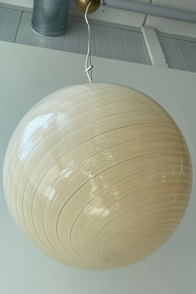 Large vintage Murano cream swirl pendant ceiling lamp D: 40 cm