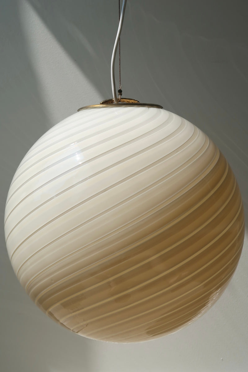 Large vintage Murano cream swirl pendant ceiling lamp D: 40 cm