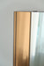 Ekstraordinært stort vintage italiensk vægspejl i amber og sølv glas. Håndlavet i Italien, 1970erne. Glasset fremstår i meget fin vintage stand med aldersrelateret patina. Perfekt størrelse til badeværelse eller entré og sjældent at finde i denne store størrelse. Kom forbi vores showroom og se det.  