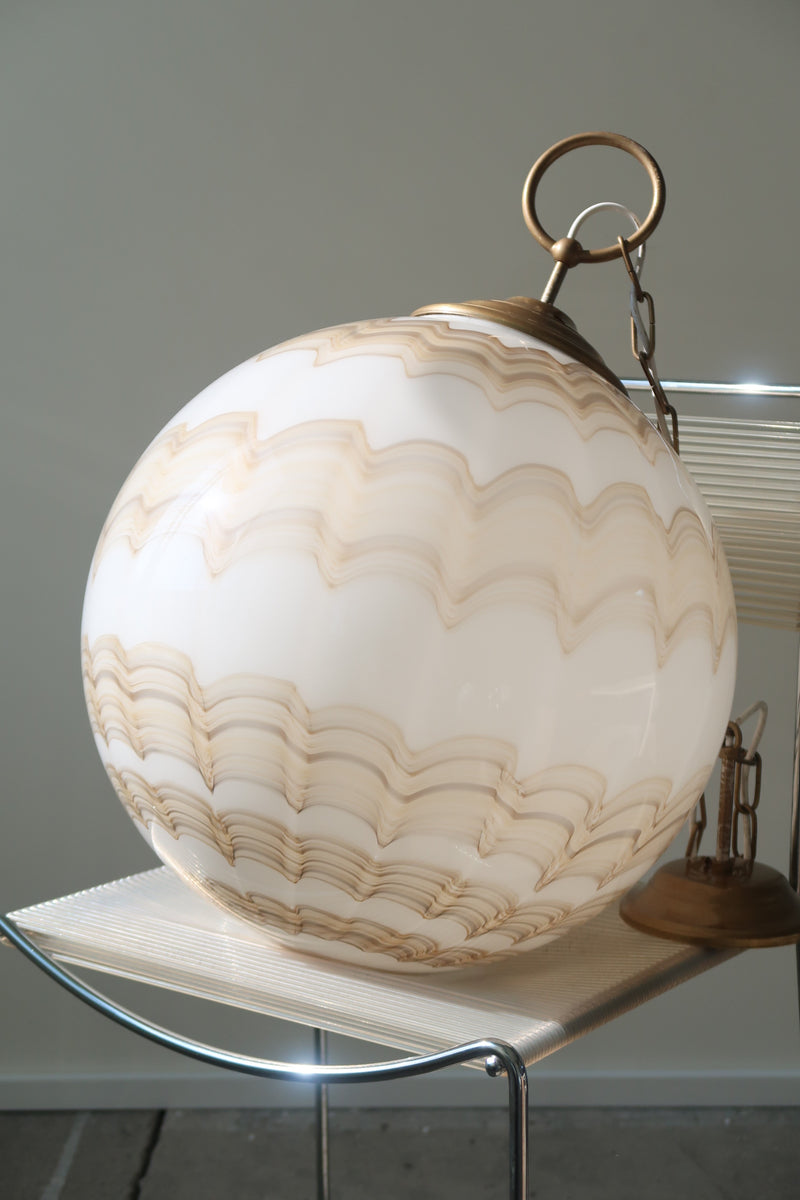 Vintage large Murano mouth-blown ceiling lamp D: 45 cm