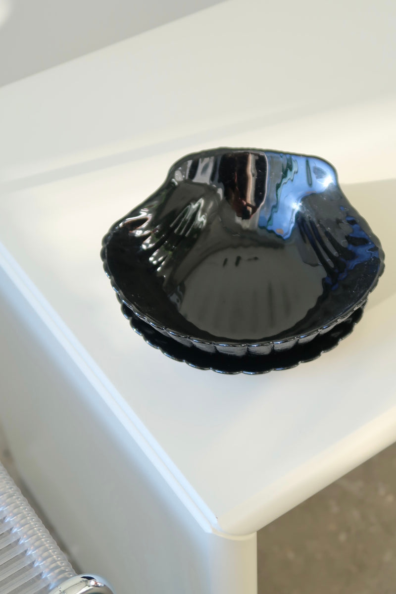 Vintage Murano black clam bowl with saucer L: 15 cm (set)