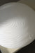 Stor vintage Murano plafond loftlampe i hvid glas med swirl mønster. Mundblæst lampe i glas med hvid bund, har 2x E27 fatning. Håndlavet i Italien, 1970erne.  D:40 cm H:16 cm.