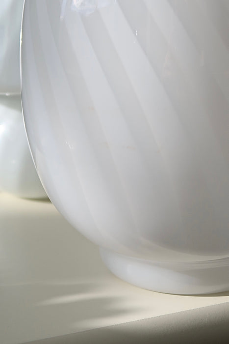 Vintage Murano white swirl vase H: 35 cm
