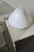 Den fineste vintage Murano mushroom bordlampe med lys i både over- og underskærm. Mundblæst i hvid glas med swirl mønster. 